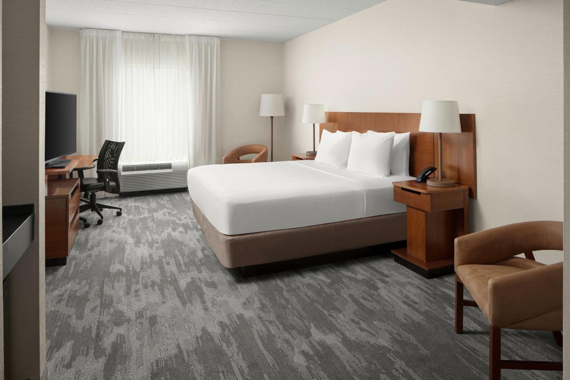 Fairfield & Osu Hotel 3*